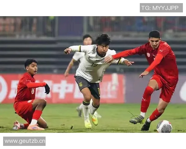 中国足球的崛起之路：从青训体系到国际赛场的全面突破与挑战